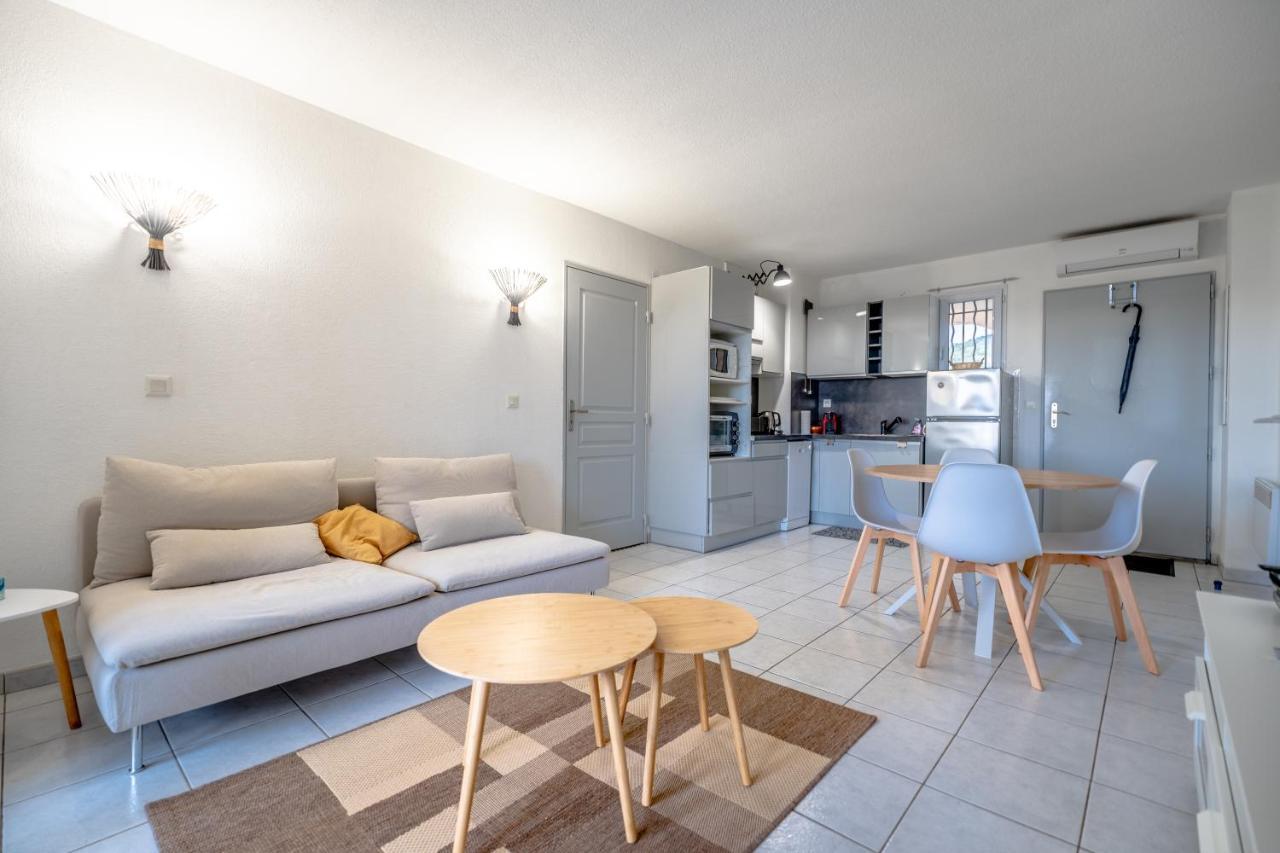 Superbe Appartement Avec Piscine Le Plan-de-la-Tour Екстер'єр фото