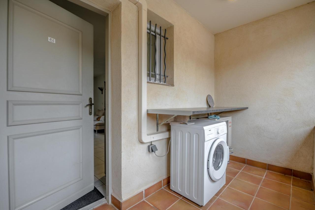 Superbe Appartement Avec Piscine Le Plan-de-la-Tour Екстер'єр фото